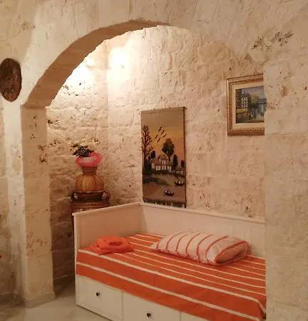 La Pietra Frühstückspension 3*